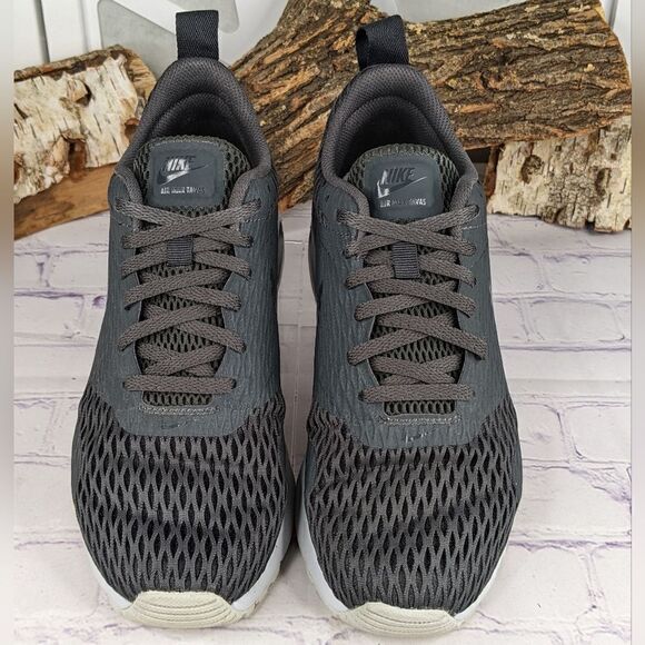 NIKE AIR MAX TAVAS SE Sneakers - Anthracite & Pure Platinum 718895-010 - Picture 2 of 10